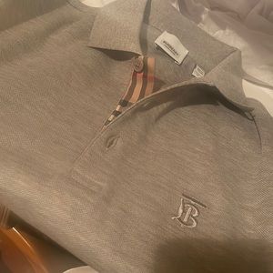 Burberry polo